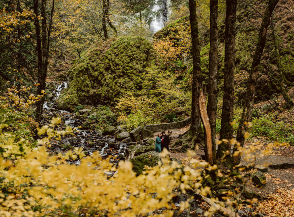 The Columbia River Gorge is a stunning location for a fall elopement.