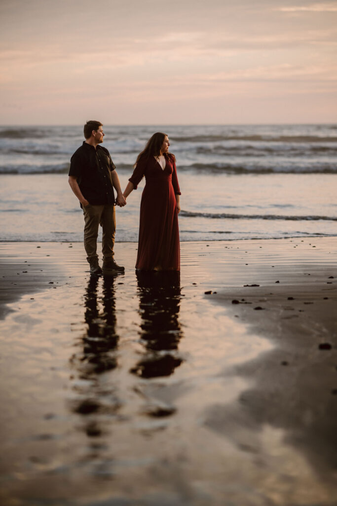 The Oregon Coast at sunset is the perfect setting for a romantic Pacific Northwest elopement.